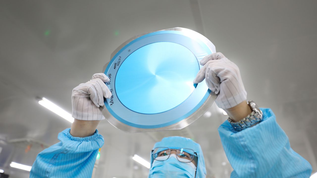 El plan silencioso de China: dominar el mundo con microchips que Occidente desdeña