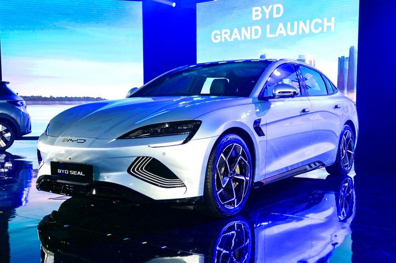 Samsung cierra con Tesla el mayor contrato de chips para autos en su historia