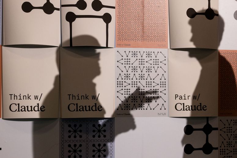 Anthropic se disculpa tras revelarse que degradaba a Claude Fable 5 para frenar a su competencia