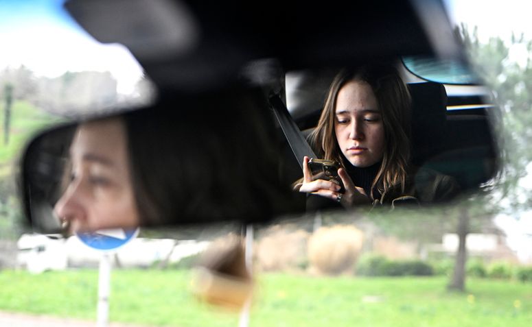 Reino Unido quiere prohibir las redes sociales a menores; así reaccionaron Meta, Snapchat y YouTube